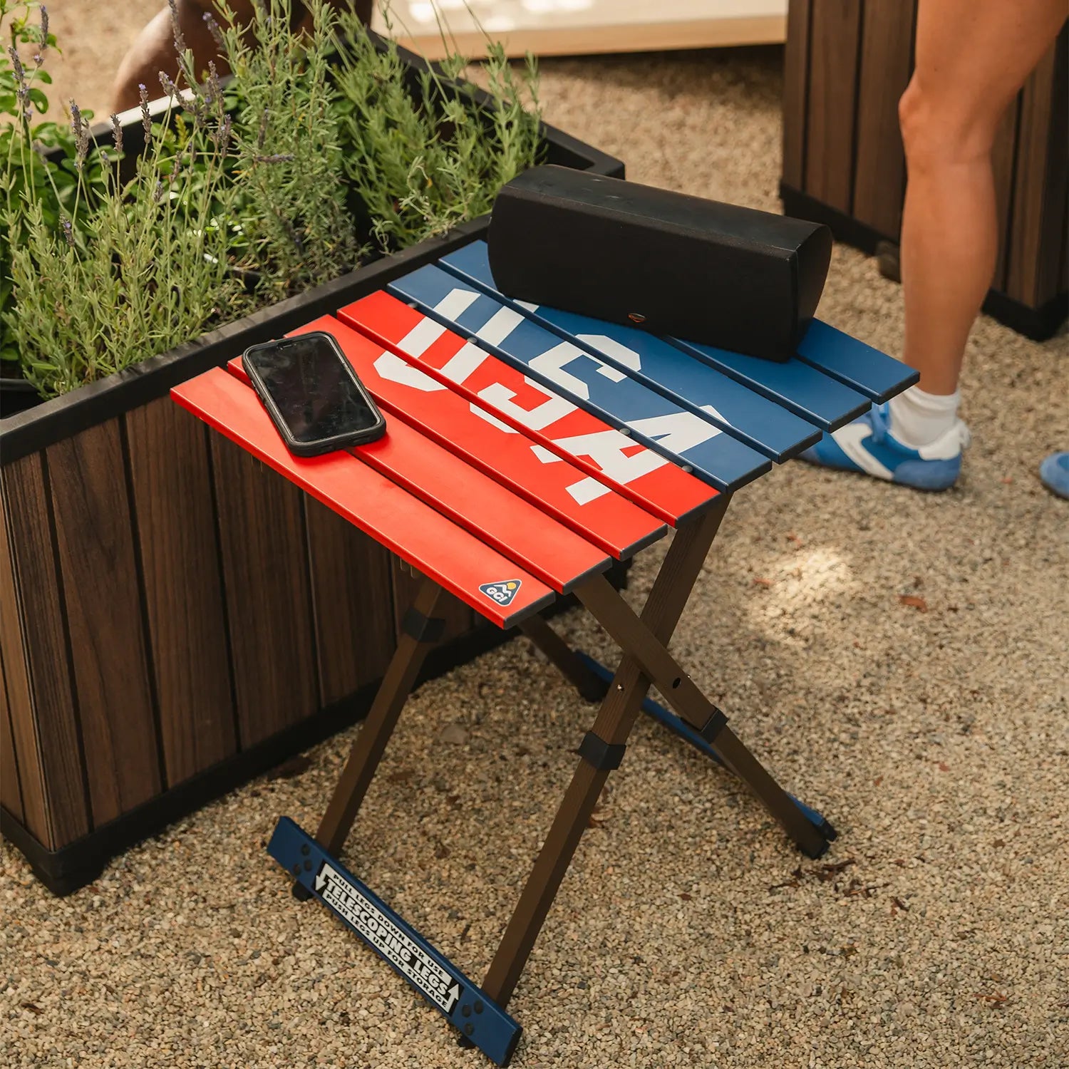 Compact Camp Table 20™ - USA Anniversary Deluxe - Tailgate Serve
