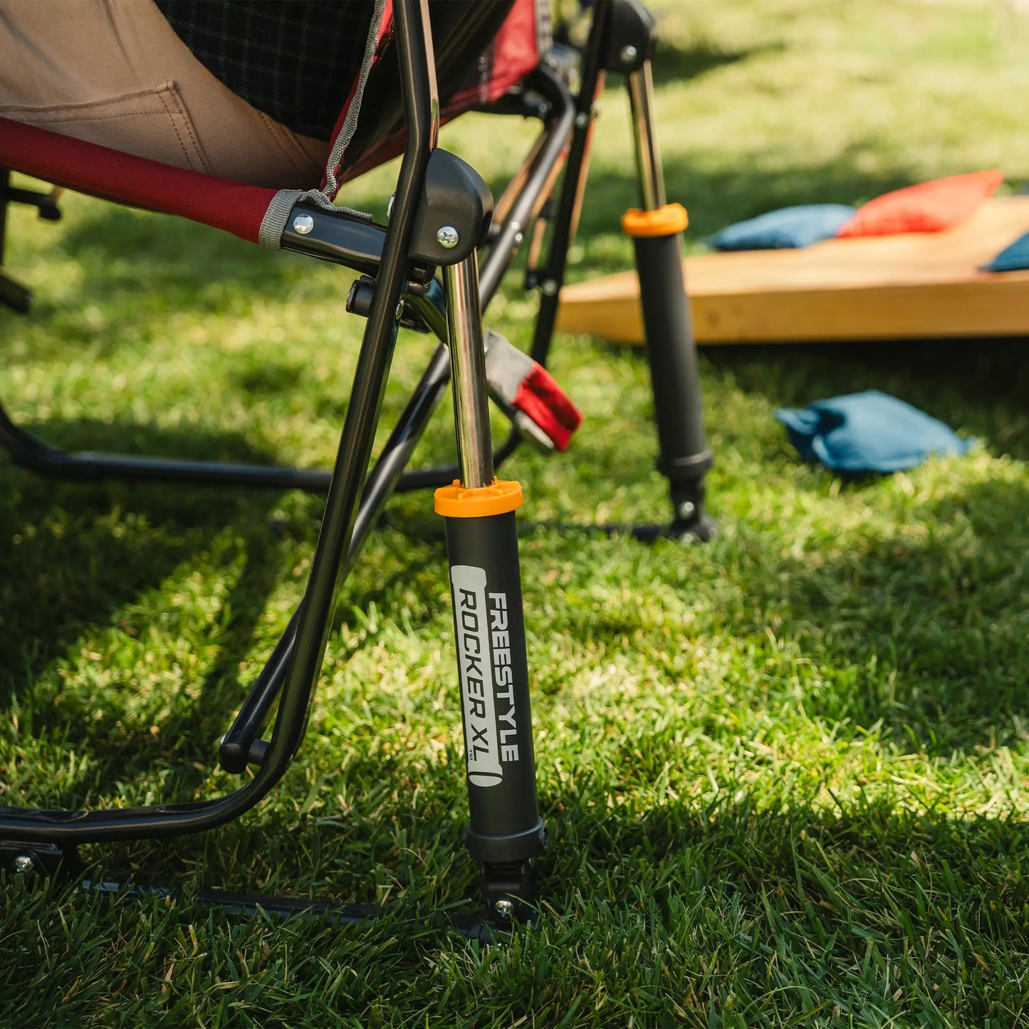 Freestyle Rocker XL™ with Side Table - Weekend Prep