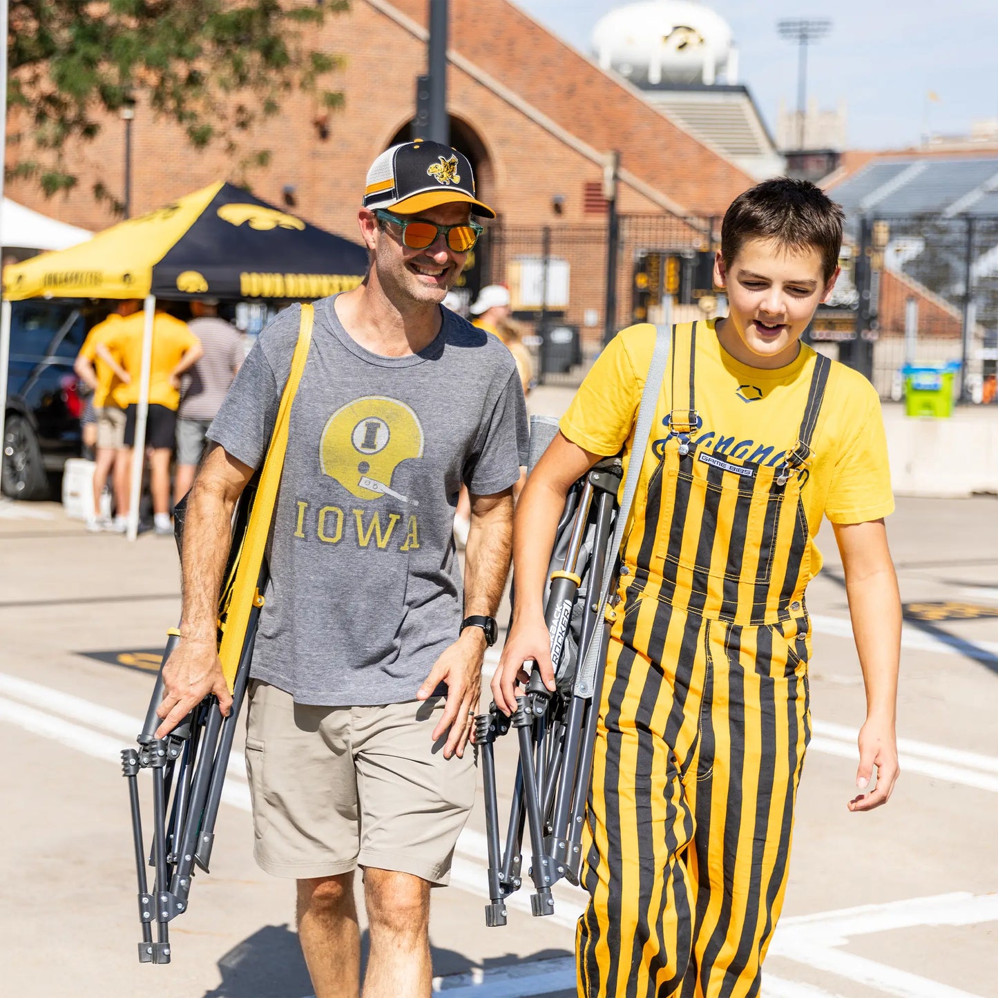 College Comfort Pro Rocker™ - Iowa Hawkeyes - Game Day Fit